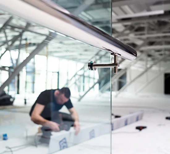 Edmonton highly skilled glass repair technicians